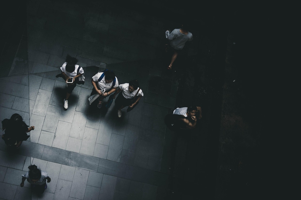 百小姐资料一肖中特马-2025年澳门兔费全年资料_令人意外的真相;不会只是偶然吧、真相解释落实