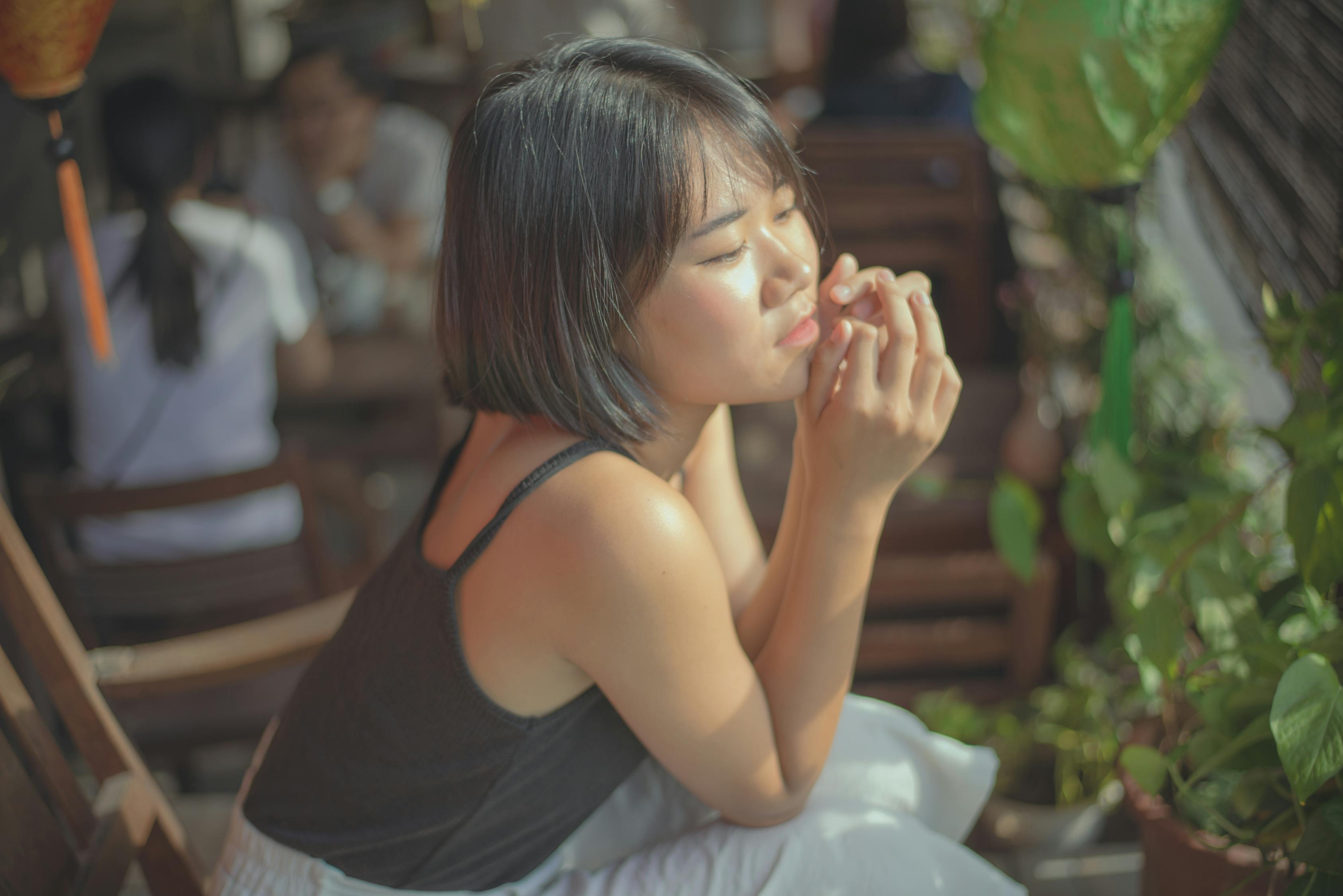 日女与我，跨越国际时事的共鸣